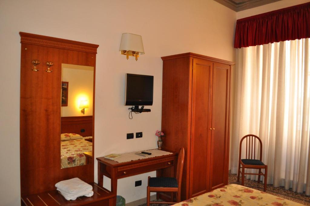 Paramount Rome Bagian luar foto