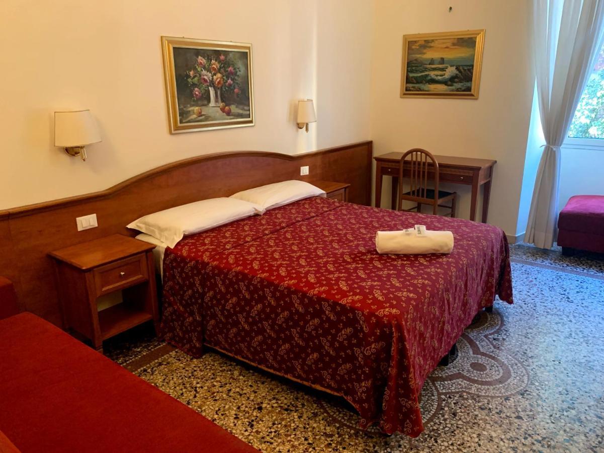 Paramount Rome Bagian luar foto