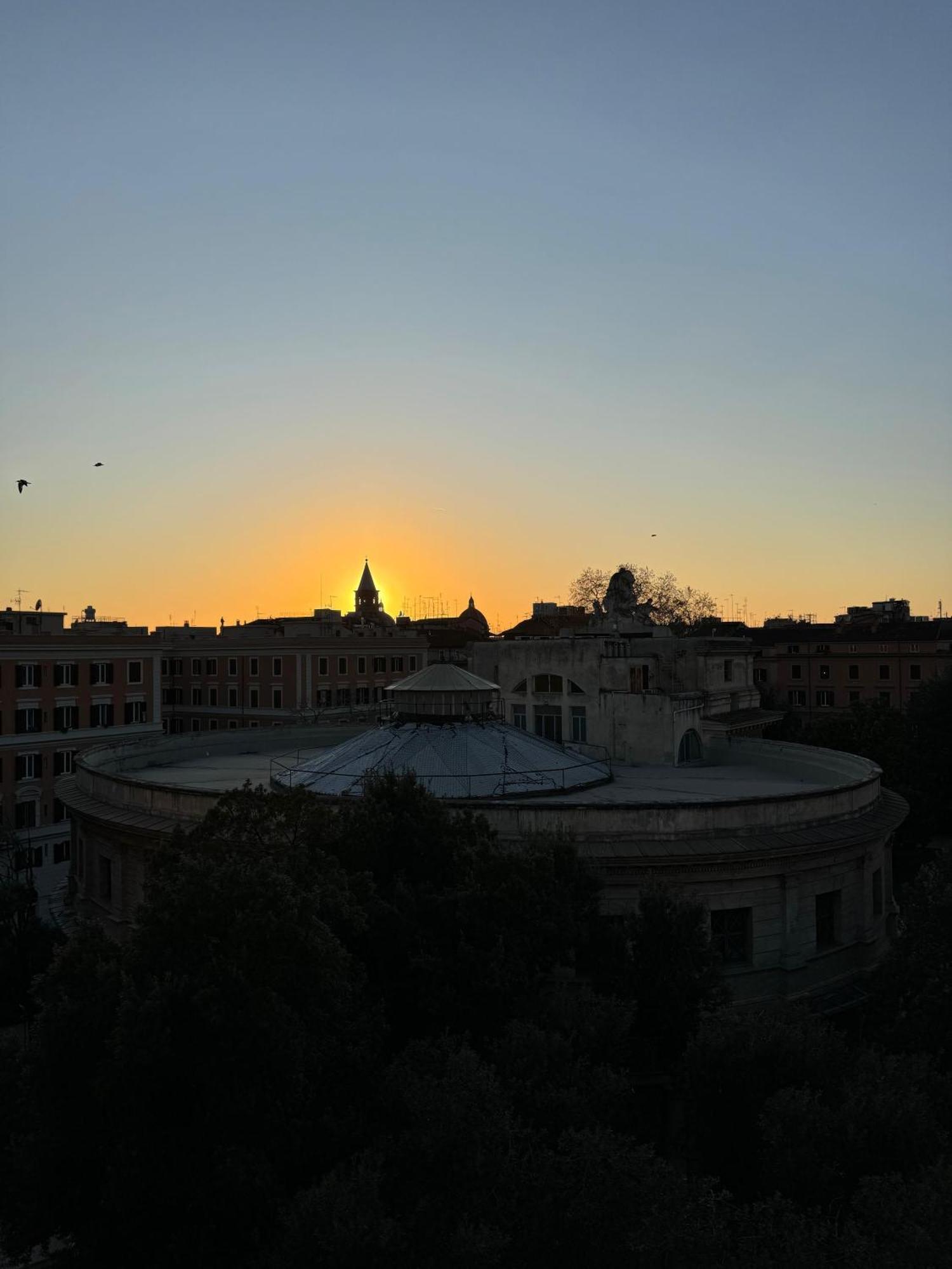 Paramount Rome Bagian luar foto
